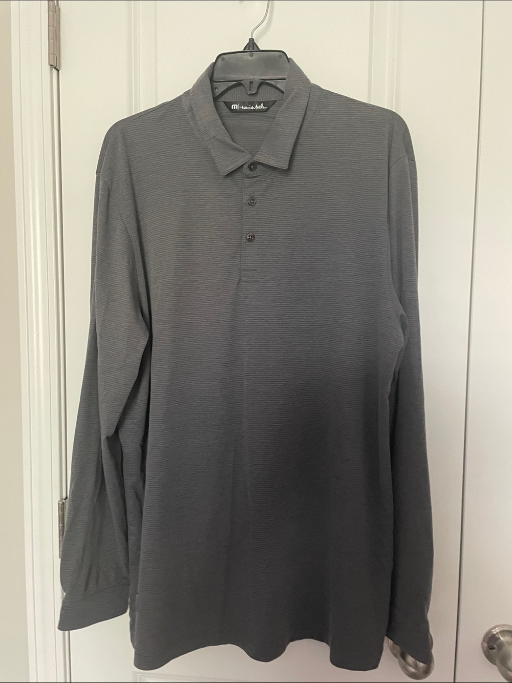 Men's Travis Mathew Long-Sleeve Polo Shirt - Gray